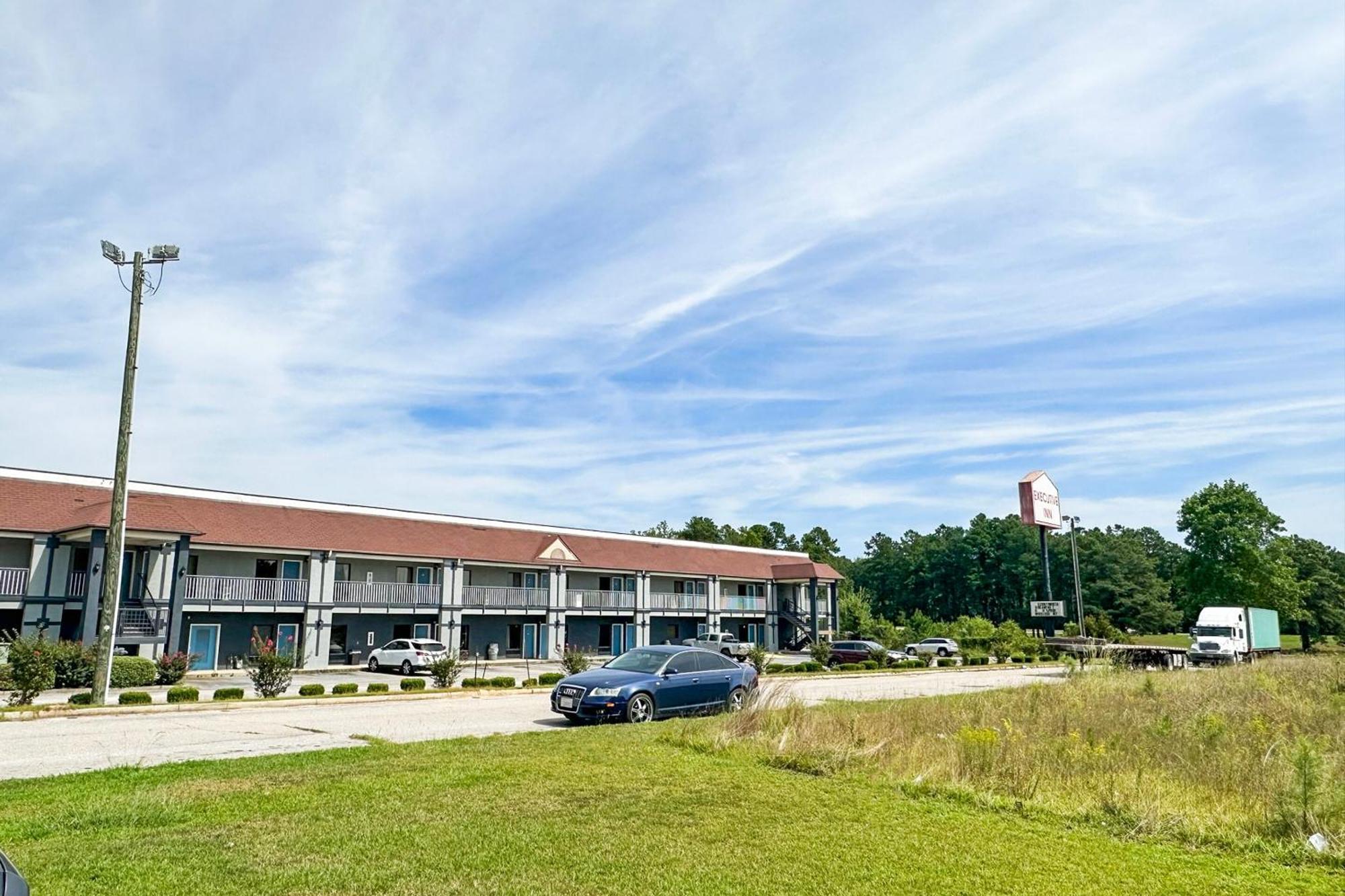 Executive Inn Ridgeway I-77 Ngoại thất bức ảnh