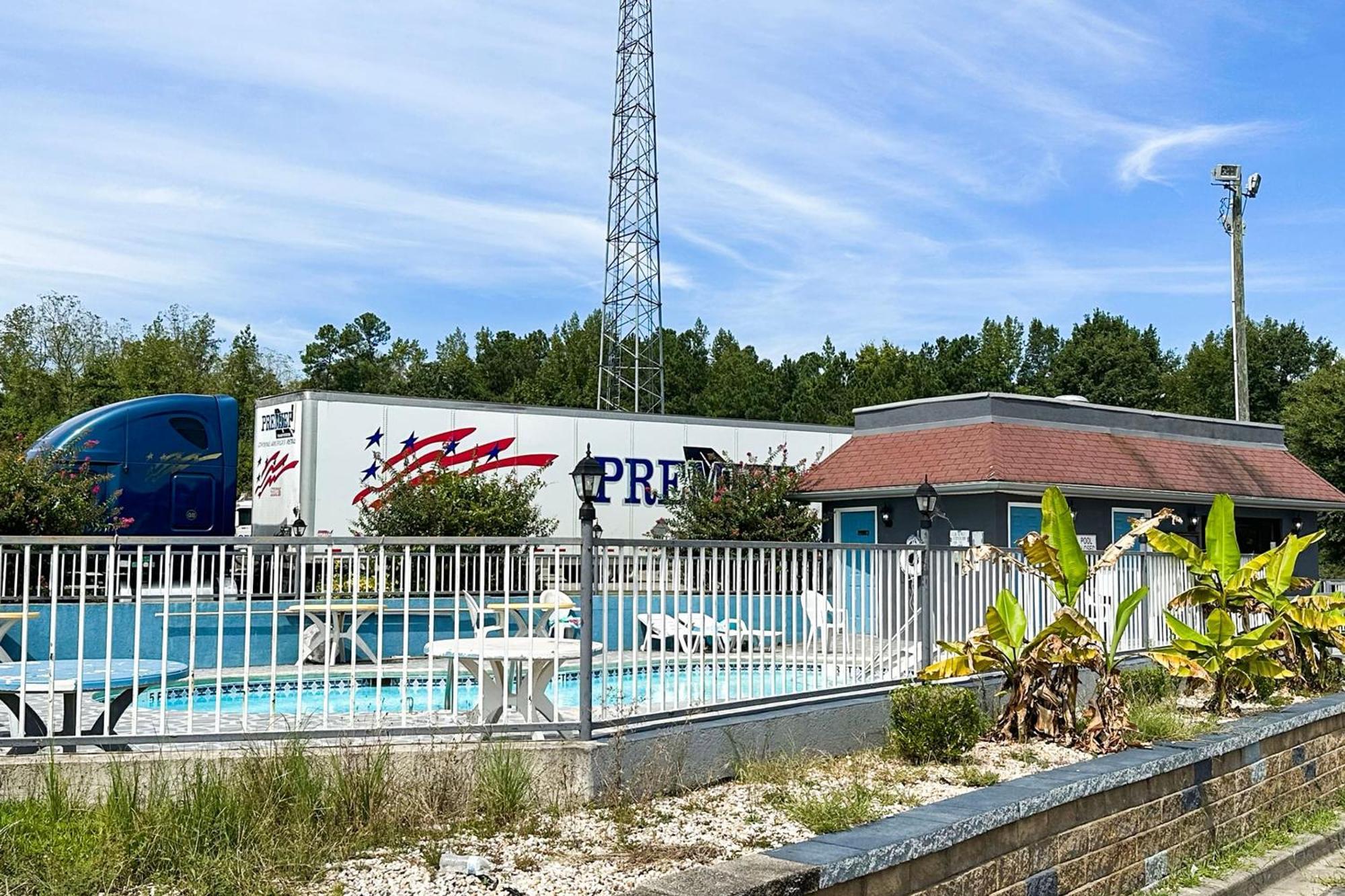 Executive Inn Ridgeway I-77 Ngoại thất bức ảnh