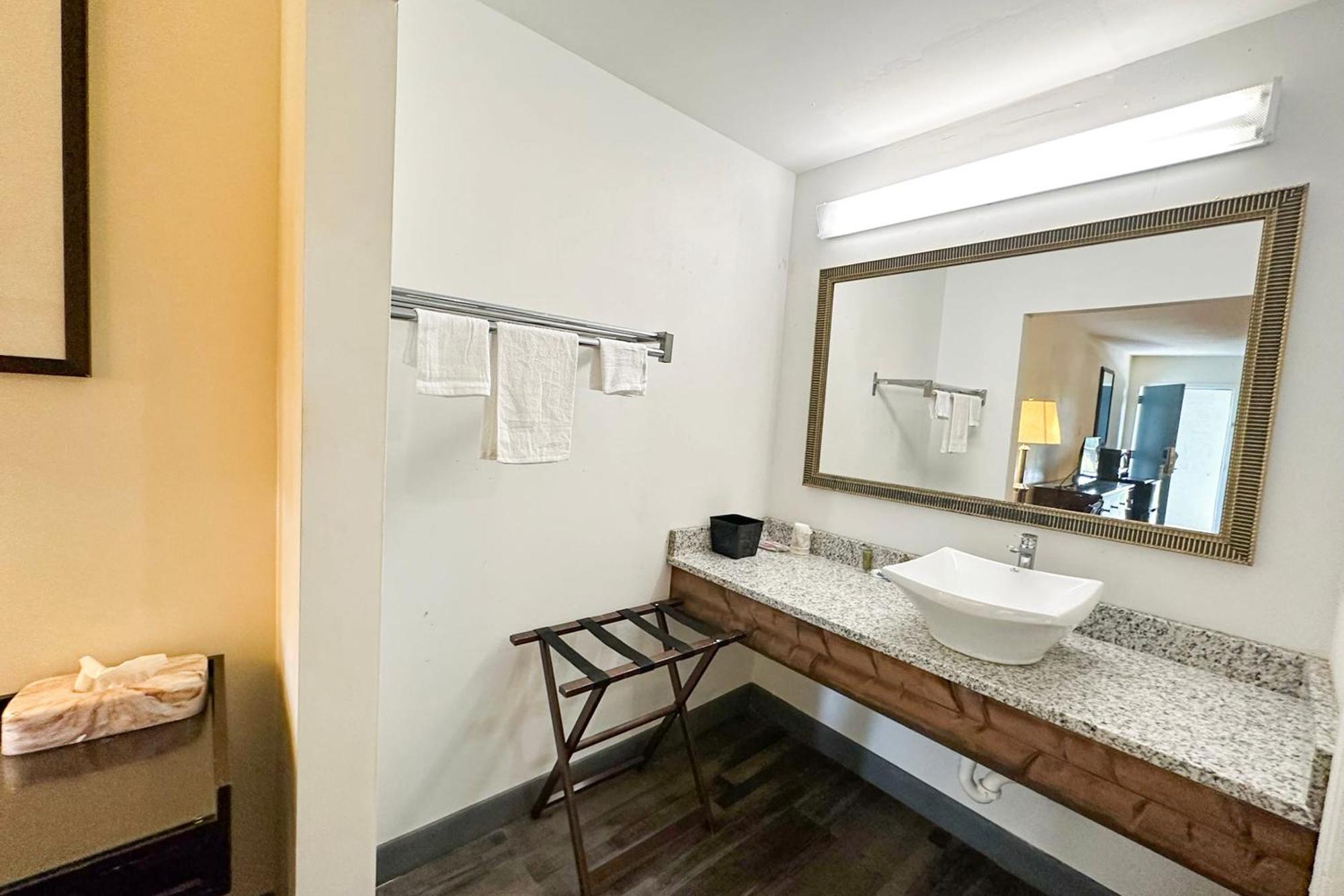 Executive Inn Ridgeway I-77 Ngoại thất bức ảnh
